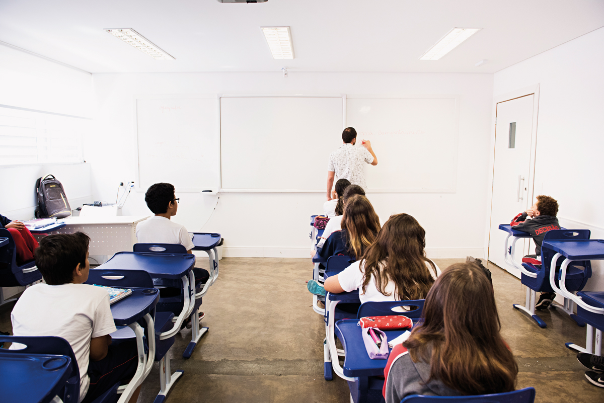 Colégios adotam processos estruturados na contratação de professores